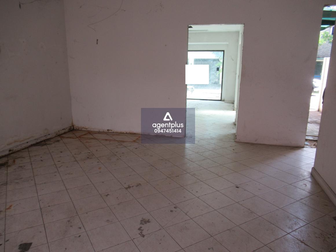 อาคารพาณิชย์ โครงการเอ๊กคลูซีฟ โฮมออฟฟิศ 3 ชั้น ทำเลดี โครงการแยกจากถนนเจ้าฟ้าตะวันตก ตั้งอยู่โซนนาคา เดินทางง่าย การคมนาคมสะดวก