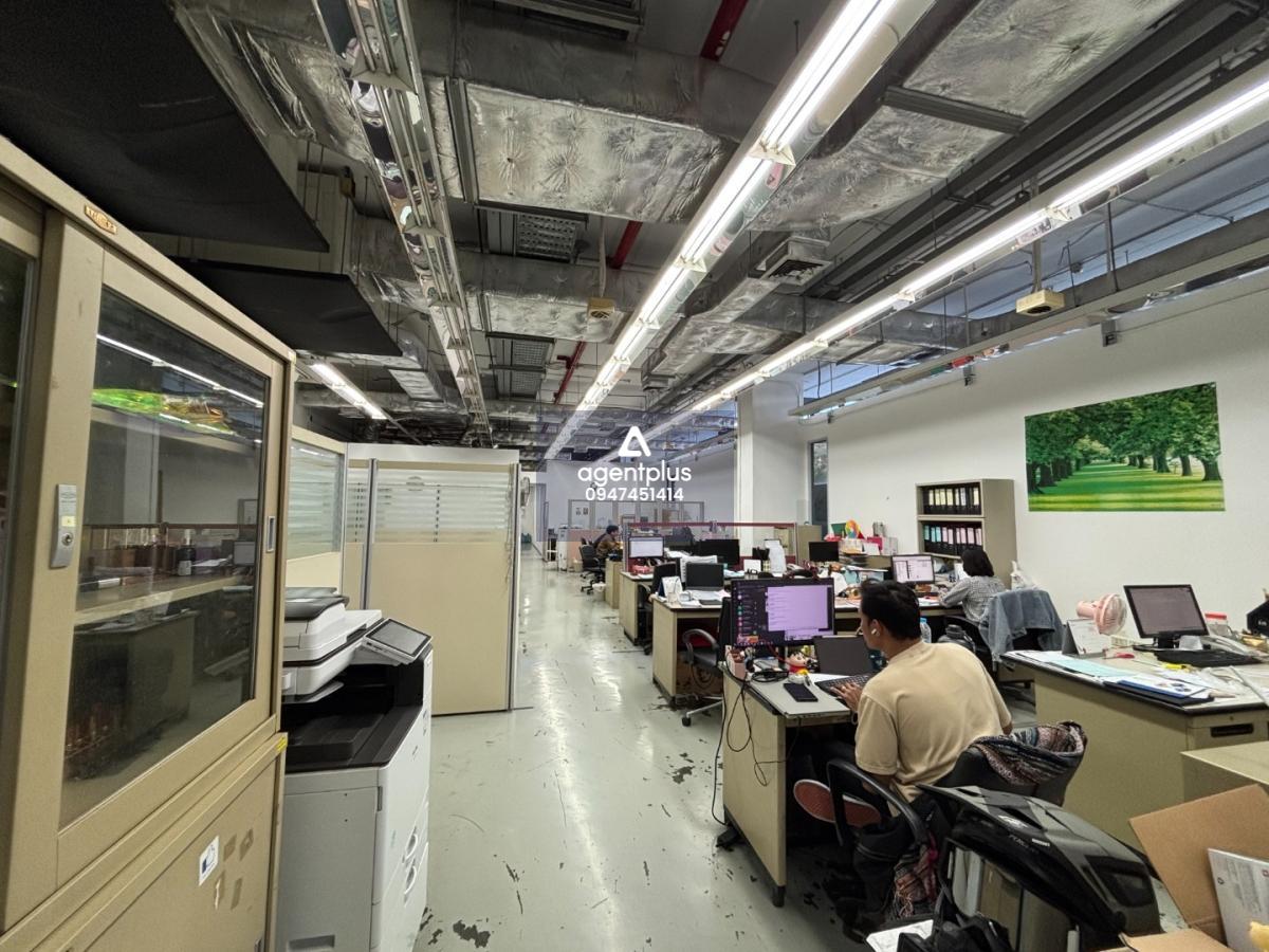 ให้เช่า พื้นที่สำนักงาน เหมาชั้น อาคาร SC Place  ถ.รัชดาภิเษก ใกล้ MRT รัชดา–สุทธิสาร