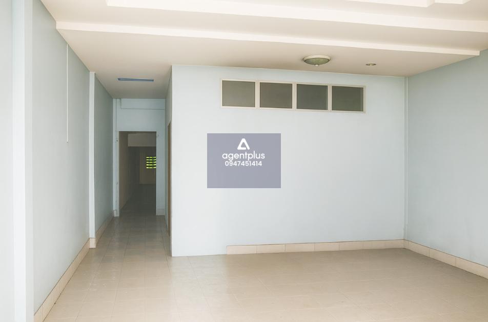 บ้านเดี่ยวชั้นเดียว ตกแต่งพร้อมอยู่ ทำเลดี การคมนาคมสะดวก ติดถนนวิชิตสงคราม สาธารณูปโภคครบครัน