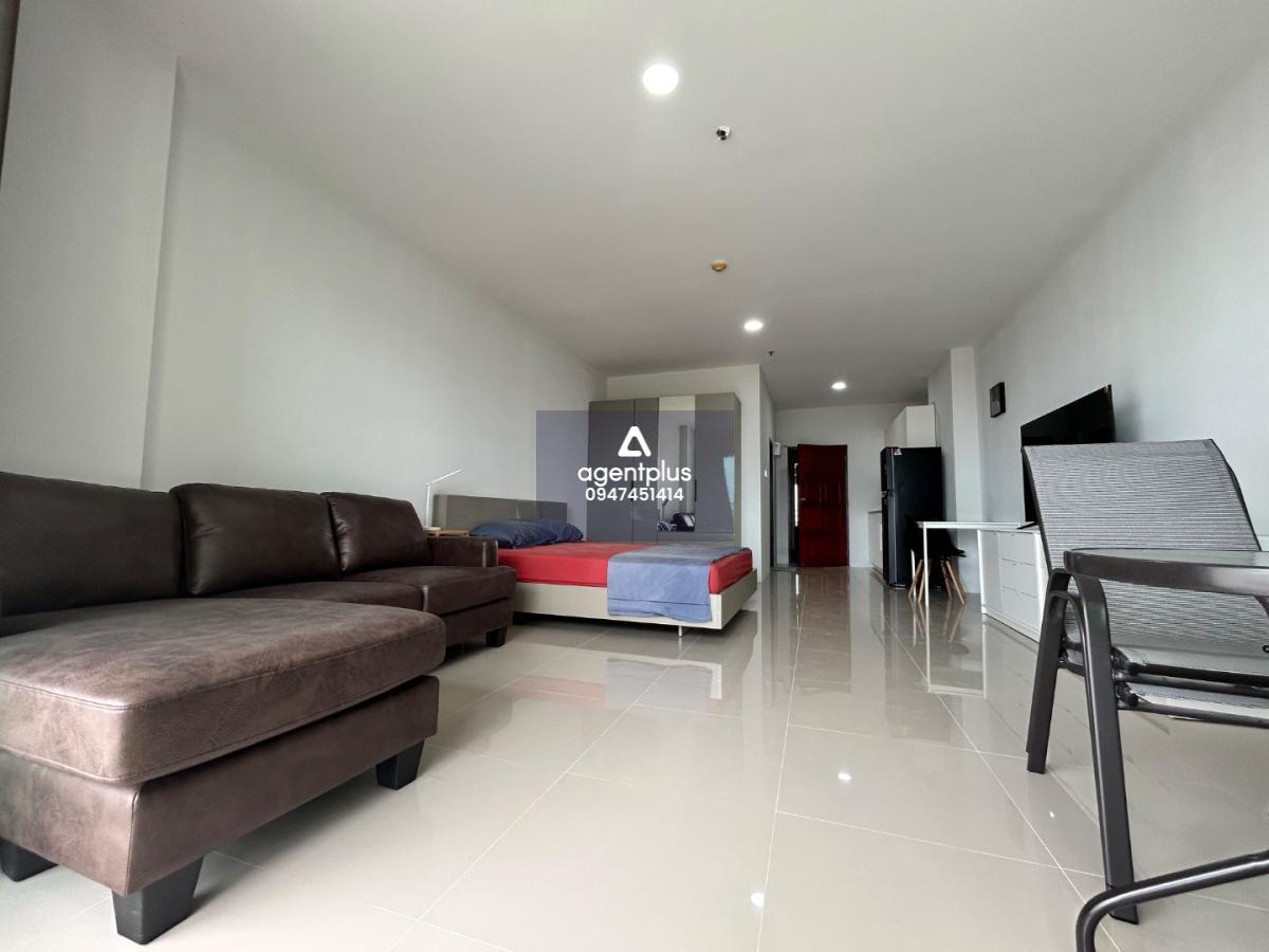 ห้องใหม่แบรนด์นิว ว่างให้เช่า โลเคชั่นดีมาก เดินไปทะเลจอมเทียนได้ 