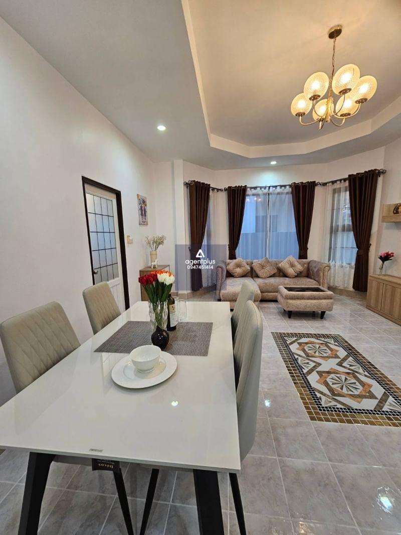 # ขายบ้านเดี่ยว รีโนเวทใหม่ทั้งหลัง บ้านพร้อมเข้าอยู่ หมู่บ้านเนินพลับหวานวิลเลจ เมืองพัทยา