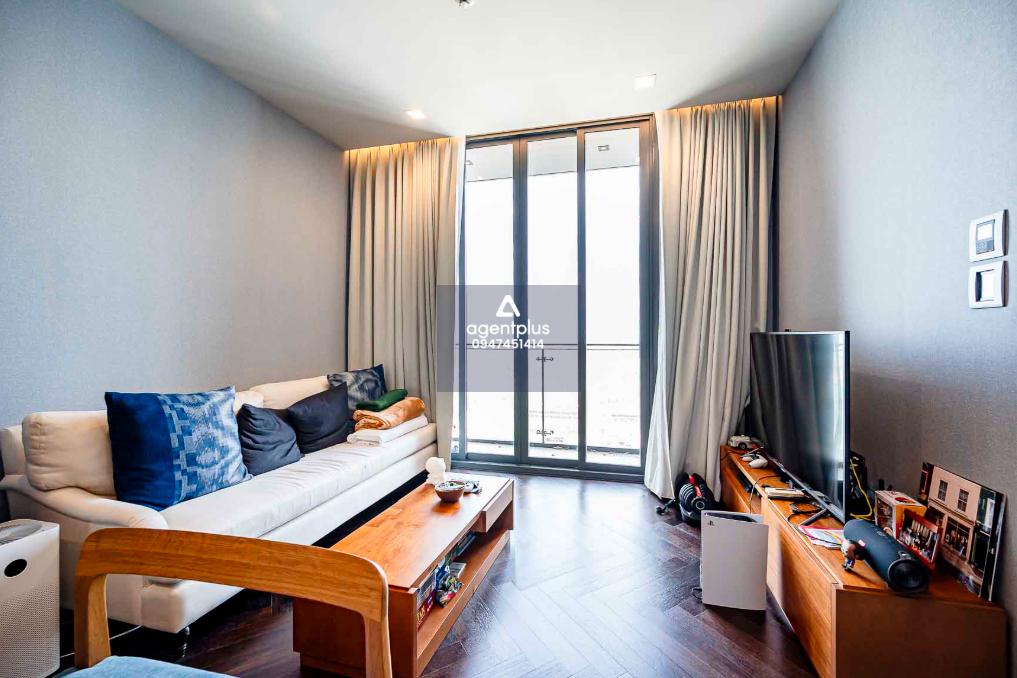 คอนโดลักชัวรี เดอะ โมนูเมนต์ สนามเป้า  ใจกลางพญาไท วิวเมืองสุดหรู ใกล้ BTS สนามเป้า