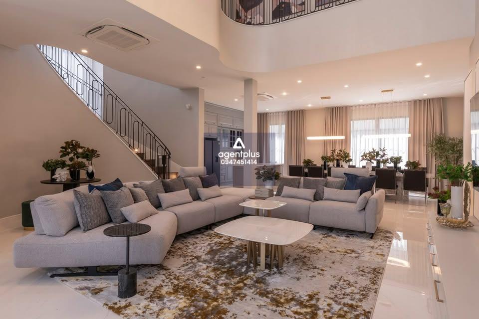 *ให้เช่าบ้านหลังใหญ่ที่สุดในโครงการ ใกล้โรงเรียนนานาชาติ นาราสิริ กรุงเทพกรีฑา กรุงเทพฯ