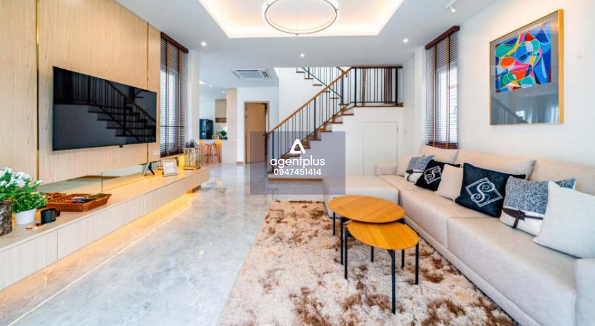 ขาย านพลูวิลล่า หมู่บ้านรอยัลพาร์ควิลเลจ - ถนนเทพประสิทธิ์ โลเคชั่นใจกลางเมืองพัทยา