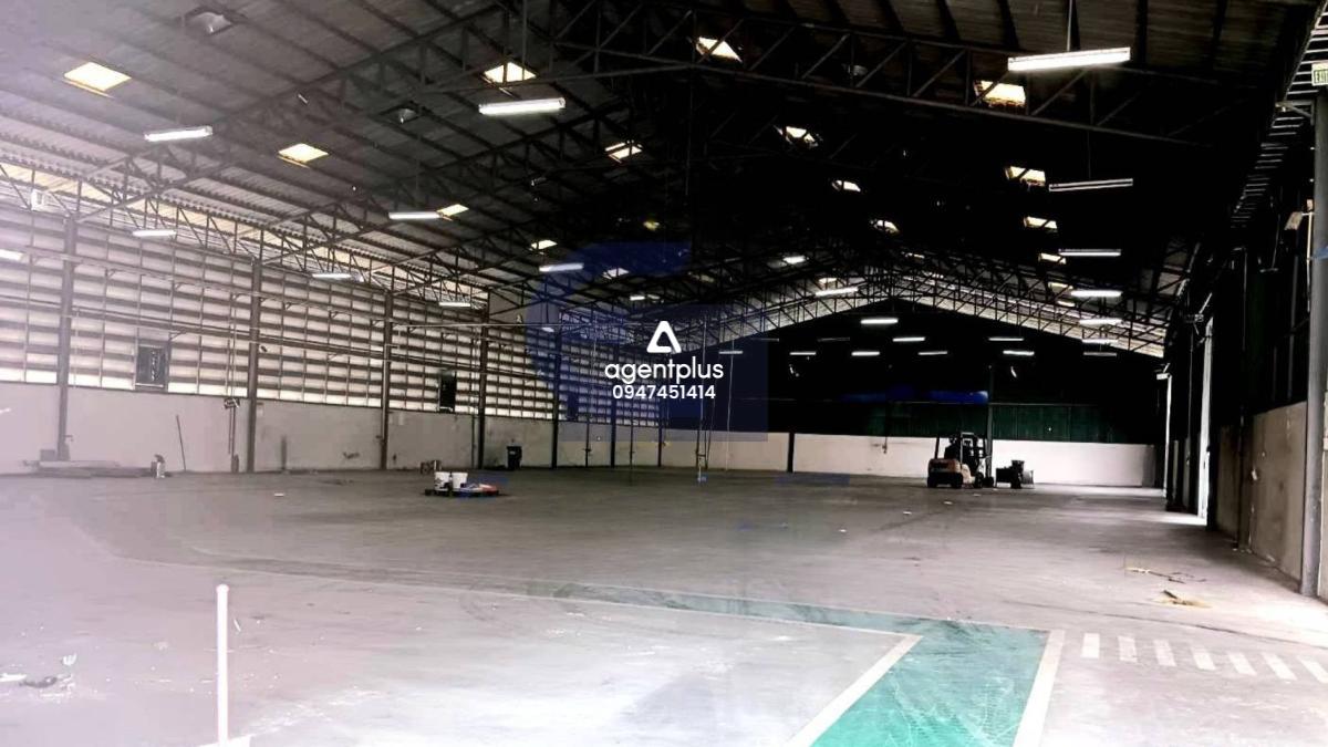 *ขาย/เช่า โกดังโซนหนองปลาไหล พัทยา