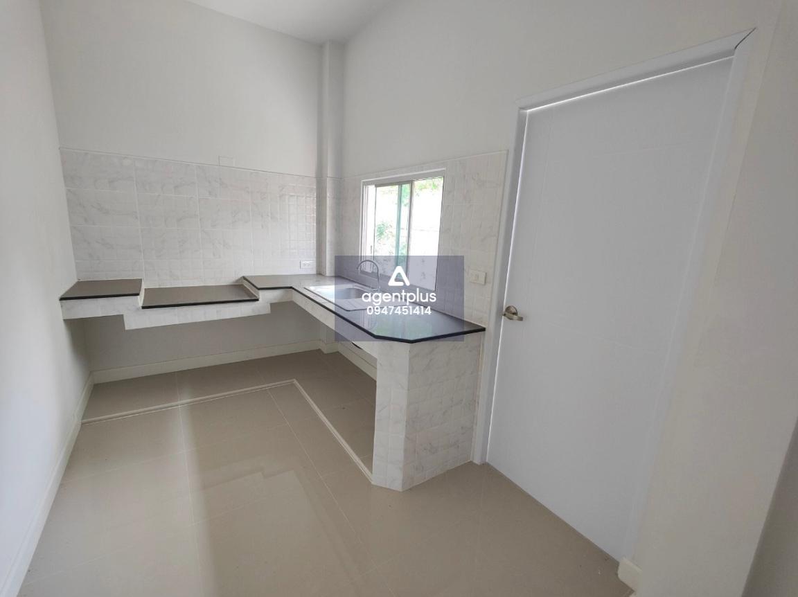 ขายบ้านเดี่ยว 2 ชั้น ทำเลดี เดินทางสะดวก รายล้อมด้วยสถานที่อำนวยความสะดวก บ้านมณีรินทร์ พาร์ค 2 เมืองปทุมธานี