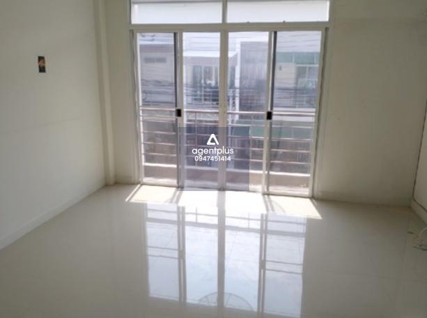 ขาย ทาวน์เฮ้าส์ โครงการ เดอะมิราเคิล(สาทร-กัลปพฤกษ์)