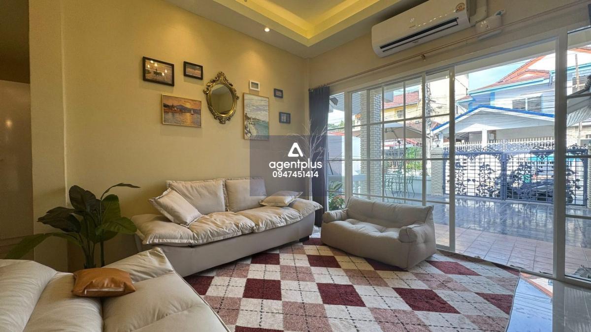 *ขายบ้านฝั่งทะเล หมู่บ้าน แสงชัยวิลล่า พัทยาใต้ ใกล้ทะเลพัทยาเพียง 7 นาที