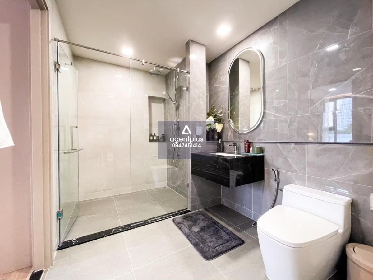 คอนโดใหม่ High Rise มาพร้อมกับดีไซน์สวยหรู วิวงดงาม ใกล้หาดจอมเทียน Aquarous Jomtien Pattaya