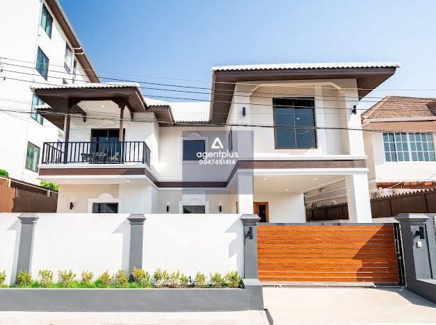 ขายพูลวิลล่าใหม่ ทำเลดีพัทยาใต้ ใกล้ถนนสุขุมวิท และ Big C Lagoon Pool Villa