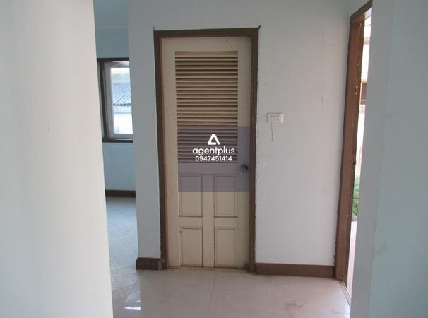 ขายบ้านเดียว 2 ชั้น ทำเลดีตั้งใกล้ถนนบุญยาหาร สรรยา พาวิลเลียน เมืองอุดรธานี ปรับปรุงใหม่ การคมนาคมสะดวก สาธารณูปโภคครบ