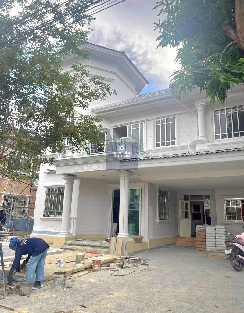 วิลล่าหรูใจกลางเมืองพัทยา ทำเลสุขุมวิท พัทยา 9 — หมู่บ้านพาร์ค อเวนิว