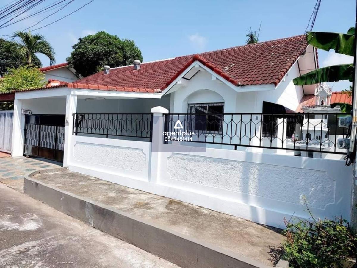 บ้านแฝด ทำเลดี พิกัด  เขาตะโล พัทยา