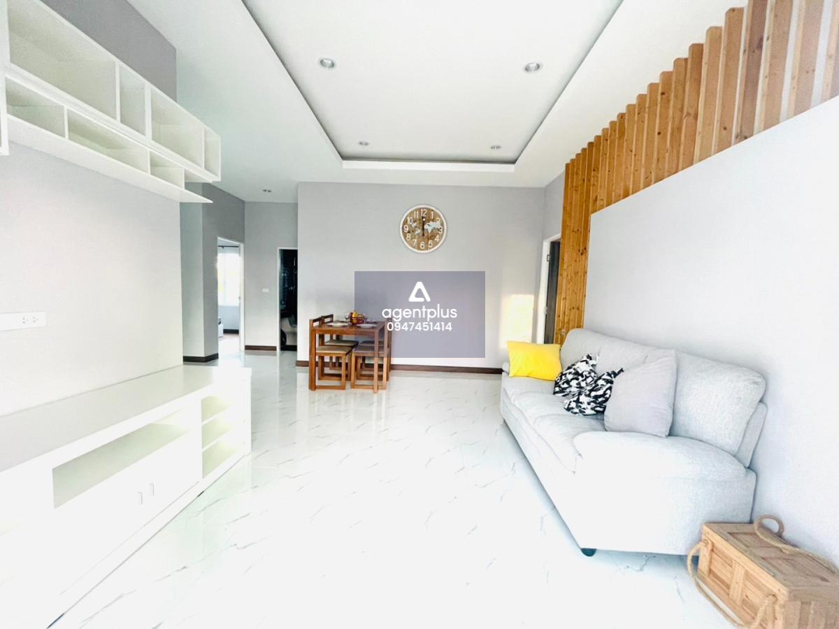 * บ้านใหม่ใกล้อ่างเก็บน้ำมาบประชัน โครงการบ้านมั่งมี บ้านสไตล์โมเดิร์น เงียบสงบ โป่ง บางละมุง พัทยา