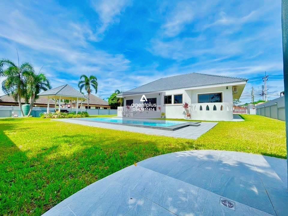 ขาย พูลวิลล่าหรู พร้อมเฟอร์นิเจอร์ครบชุด เข้าอยู่ได้ทันที