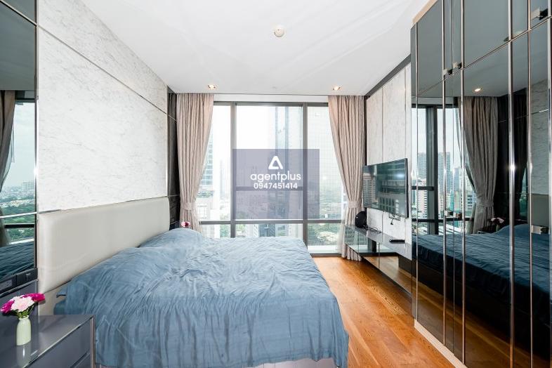 ขายคอนโดหรู เดอะ แบงค็อค สาทร  พร้อมอยู่ ทำเลดีใจกลางเมือง