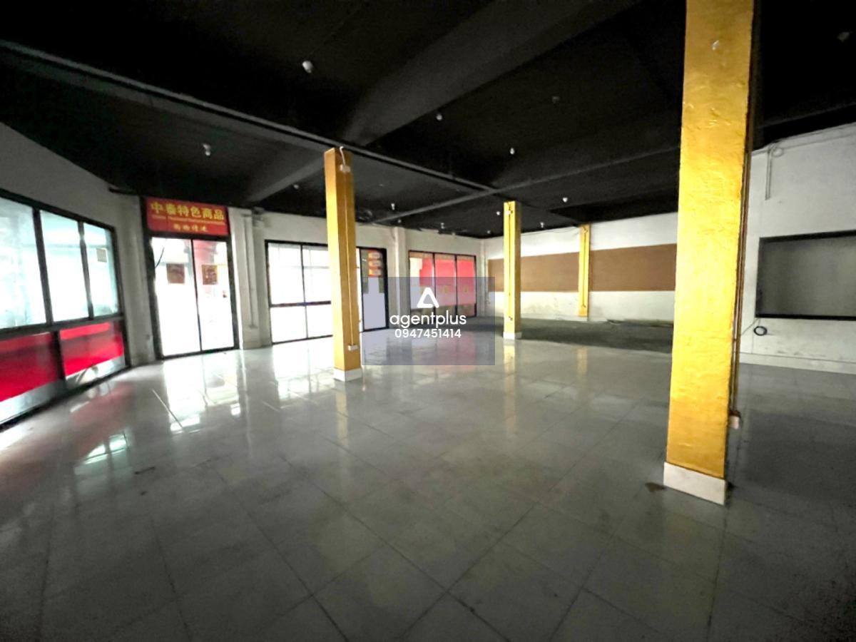 เปิดให้เช่าอาคารพาณิชย์ 3 คูหา 4 ชั้น ทำเล prime location ติดหาดจอมเทียน เหมาะสำหรับลงทุนทำธุรกิจ