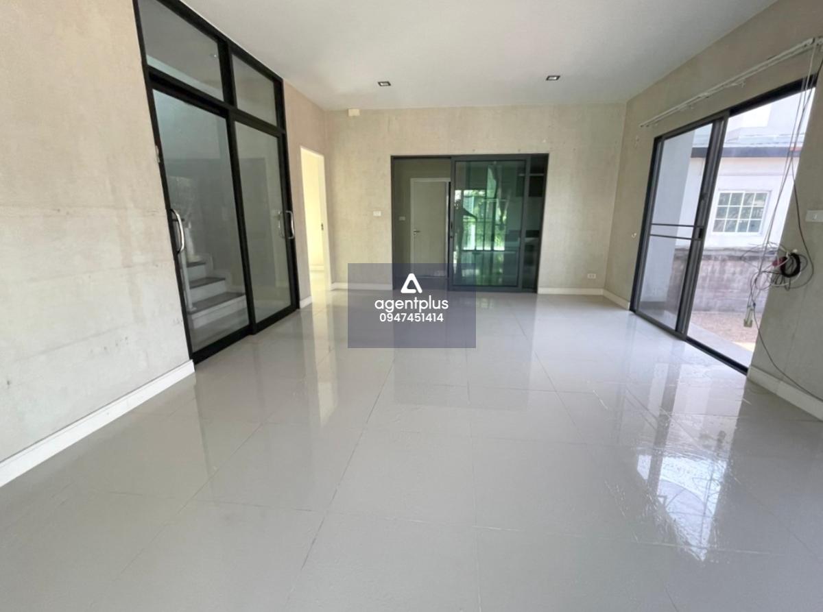 ขายด่วนบ้านเดี่ยวหลังใหญ่ หน้าบ้านกว้าง อยู่สบายทั้งครอบครัว —  สราญสิริ ติวานนท์–แจ้งวัฒนะ