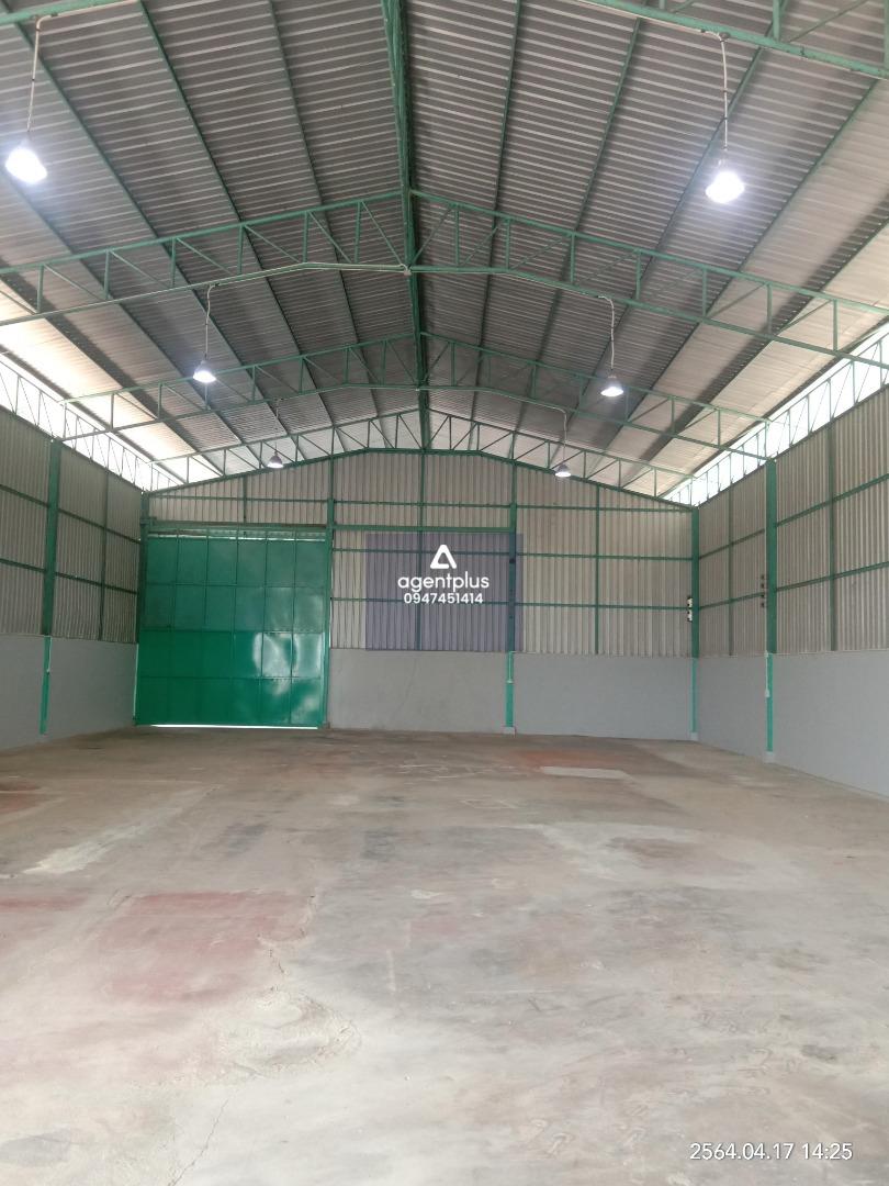 ให้เช่าโกดัง ทำเลติดทางหลวง บางบัวทอง จ.นนทบุรี