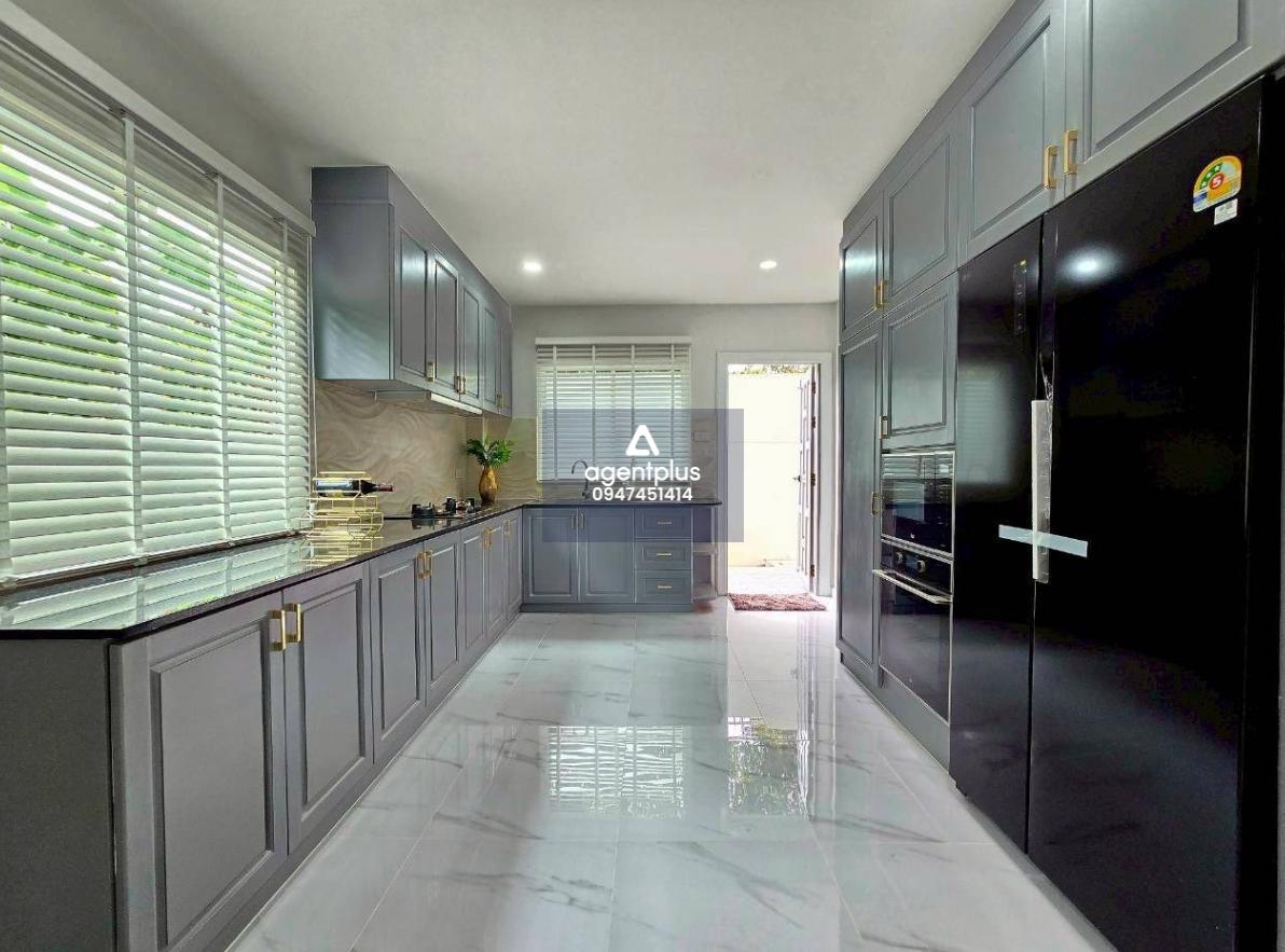 บ้านเดี่ยวหลังใหญ่ 2 ชั้น หมู่บ้านกรีนฟิล วิลล่า 2 (เขาน้อย) พื้นที่กว้าง ทำเลน่าอยู่ ฟังก์ชันครบ รองรับครอบครัวขนาดใหญ่ รปภ. 24 ชั่วโมง หิ้วกระเป๋าเข้าอยู่ได้เลย