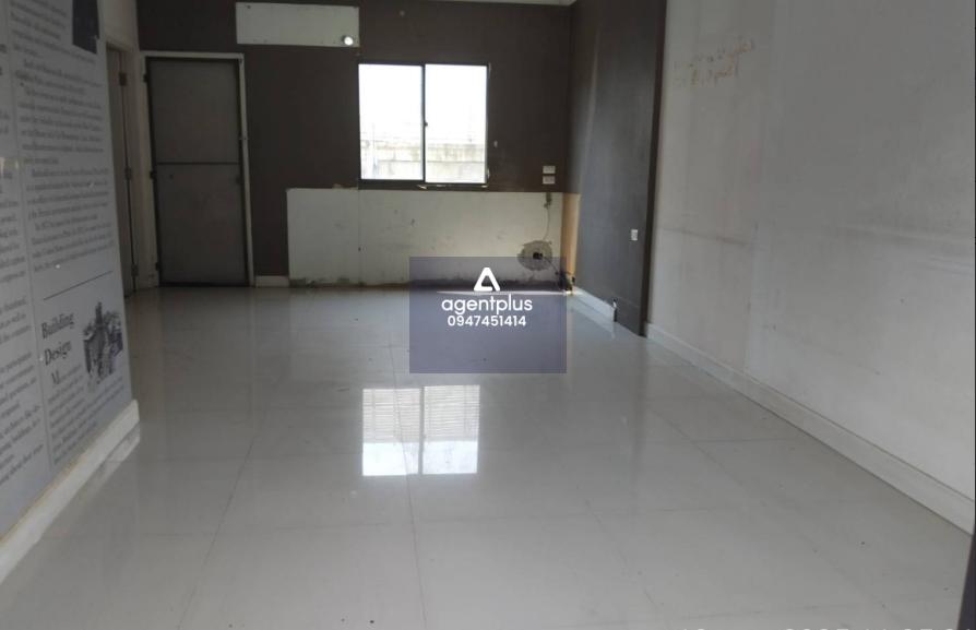 ทาวน์โฮมสวย ทำเลดี ใกล้เมือง เมททาวน์ ปทุมธานี–ติวานนท์