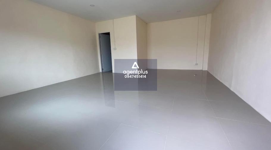 ขาย New Warehouse ใกล้บางบอน 5