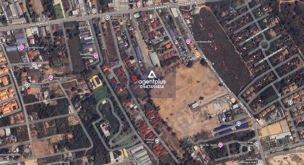 ที่ดินอยู่ในโครงการจอมเทียนการ์เด้น ชัยพฤกษ์ 2/3 ตรงข้ามเซเว่นใหญ่ ใกล้ทะเลจอมเทียนเพียง 3 กิโลเมตรเท่านั้น