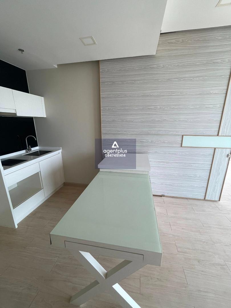 ขายคอนโดสภาพห้องเปล่า ติดทะเล ซีตัส บีชฟรอนท์ พัทยา