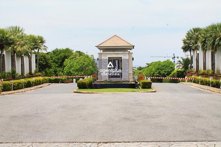 ที่ดินแปลง 62 : ที่ดินสวยในโครงการ ราคาพิเศษ Baantalay Pattaya บางเสร่ สัตหีบ