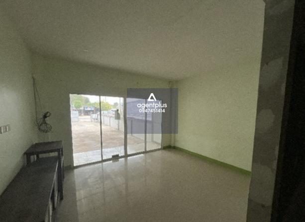 ขาย ทาวน์เฮ้าส์ โครงการ บ้านลัตญา สายมาบข่า-หนองตะพาน