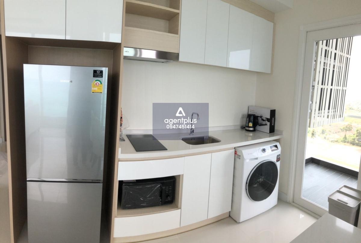 *ให้เช่าห้องคอนโดวิวทะเล วิวเมืองและภูเขา เดลมาเล่ย์ บางเสร่ บีชฟรอนท์ พัทยา