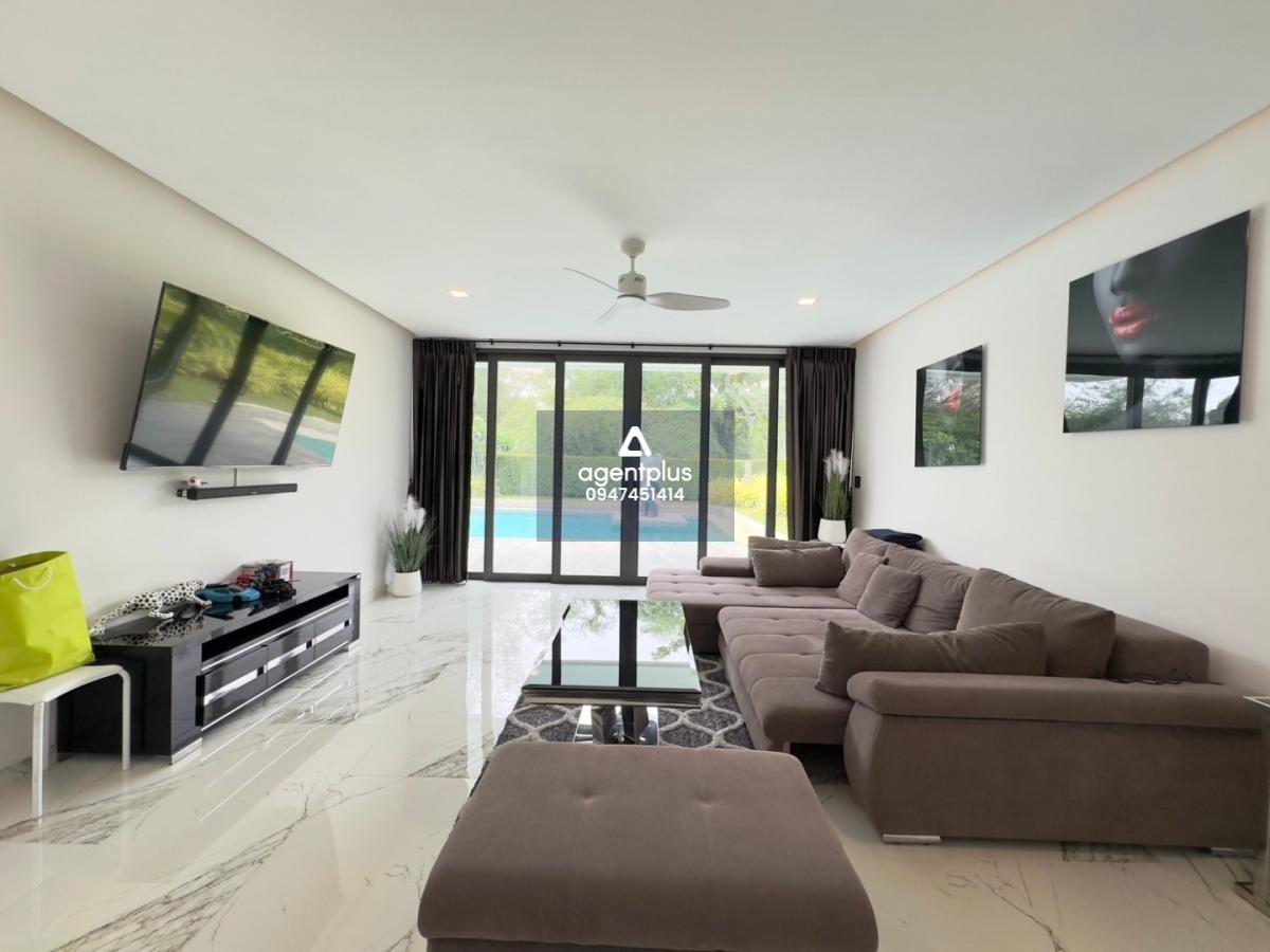 บ้านพูลวิลล่าในโครงการ ราคาพิเศษ The Prime Bang Sare พัทยา