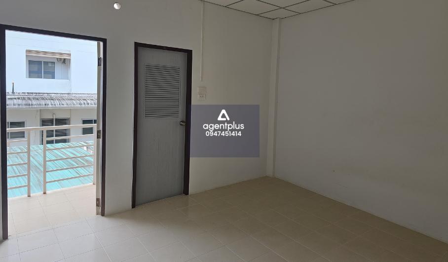 ขาย อาคารพาณิชย์ โครงการ ศรีทองพาเลส เมืองสุราษฎร์ธานี