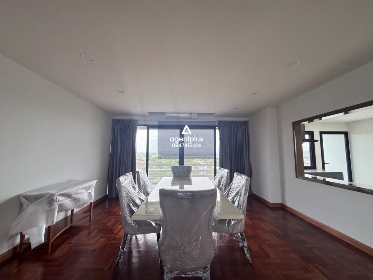 Golden Sand Condo Na Jomtien 