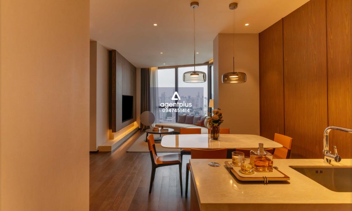 คอนโดหรู เอสทีค ทองหล่อ ใจกลางทองหล่อ พร้อมอยู่ ความสะดวกสบายครบ