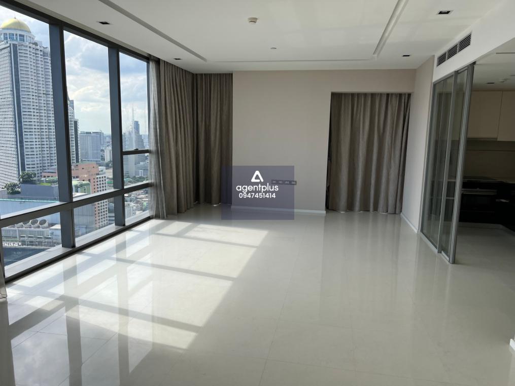 ขายคอนโดหรู เดอะ แบงค็อค สาทร  พร้อมอยู่ ทำเลดีใจกลางเมือง