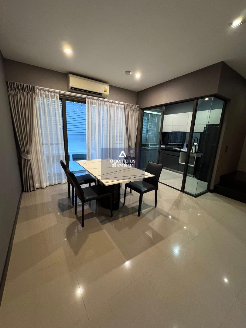 ขาย/เช่าทาวน์โฮมสุดหรู เดอะ แลนด์มาร์ค เอกมัย-รามอินทรา กรุงเทพฯ