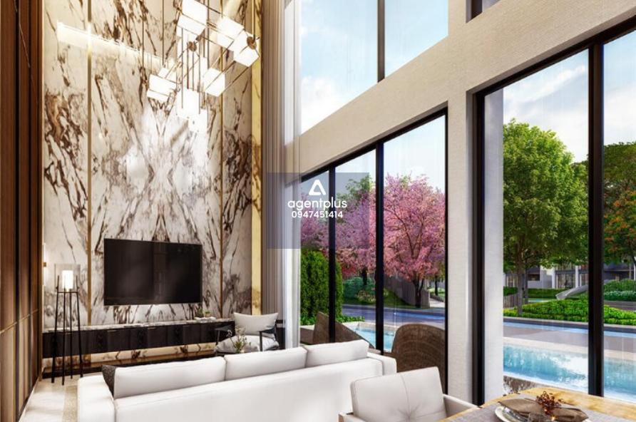 ขายด่วนบ้านพูลวิลล่า ไฮแลนด์ พาร์ค พูลวิลล่า พัทยา (Highland Park Pool Villa Pattaya) พูลวิลล่าหรู 2 ชั้น ดีไซน์ทันสมัย พื้นที่ใช้สอยลงตัว ทำเลพัทยาเหนือ เดินทางสะดวก ใกล้แหล่งท่องเที่ยวและสิ่งอำนวยความสะดวกครบ