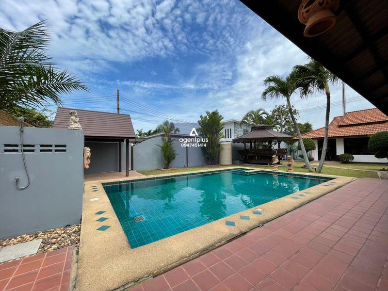 พูลวิลล่าให้เช่า – ซอยสยามคันทรีคลับ พัทยา ทำเลดี เดินทางสะดวก บรรยากาศเงียบสงบ เหมาะสำหรับอยู่อาศัย