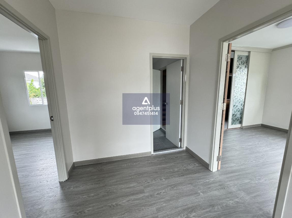 ขายบ้านเดี่ยว 2 ชั้น ทำเลดี พร้อมเข้าอยู่ ใกล้เมือง เดินทางสะดวก บ้านขนาดพอดีสำหรับครอบครัว ขนาดกะทัดรัด แต่ครบทุกฟังก์ชัน