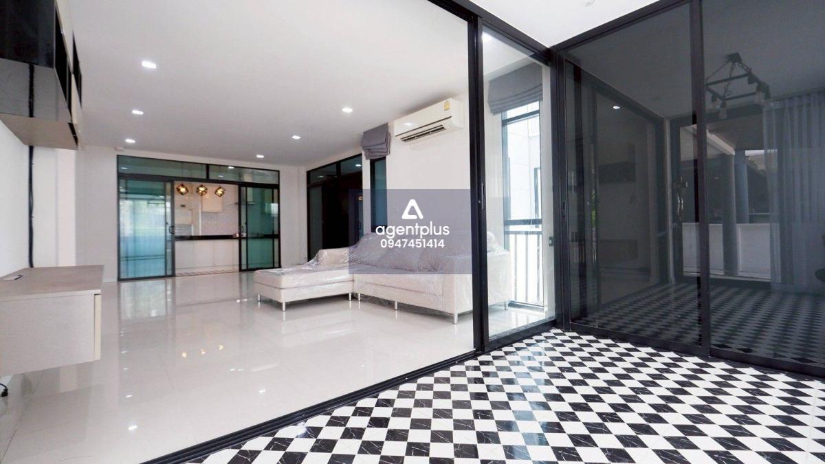 ขายบ้านแฝดพร้อมผู้เช่า ชีวารมย์ รังสิต-ดอนเมือง กรุงเทพฯ รีโนเวทใหม่