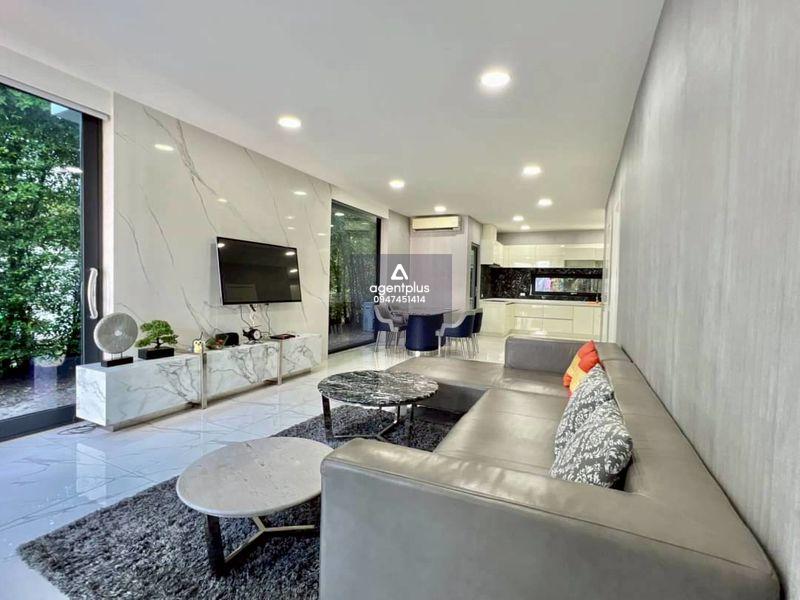 *ปล่อยขายบ้านพูลวิลล่า 3 ชั้น พระตำหนัก Palm Spring Villas พัทยา