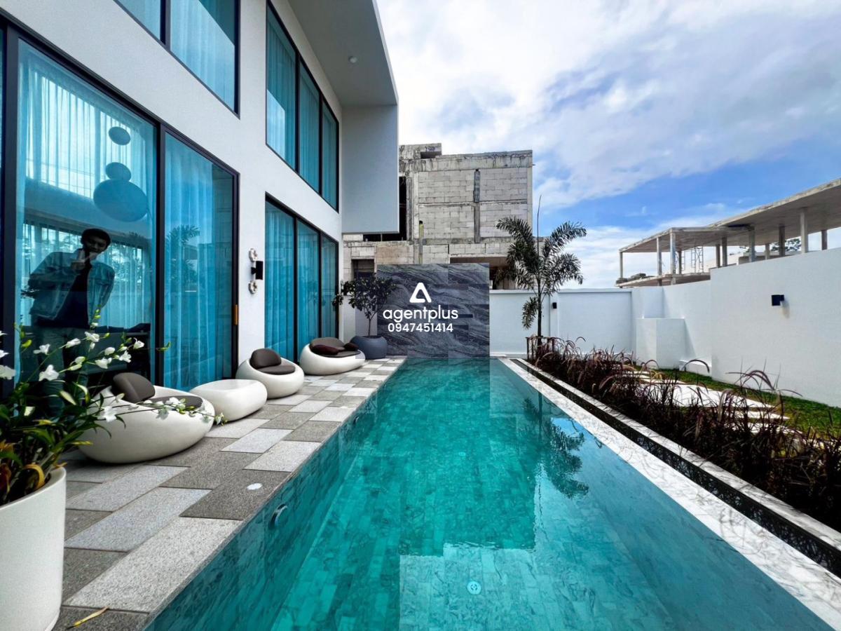 โครงการบ้านพูลวิลล่าสุดหรู ใกล้ทะเลบางเสร่ บรรยากาศเงียบสงบ ลายัน บางเสร่ บีช 