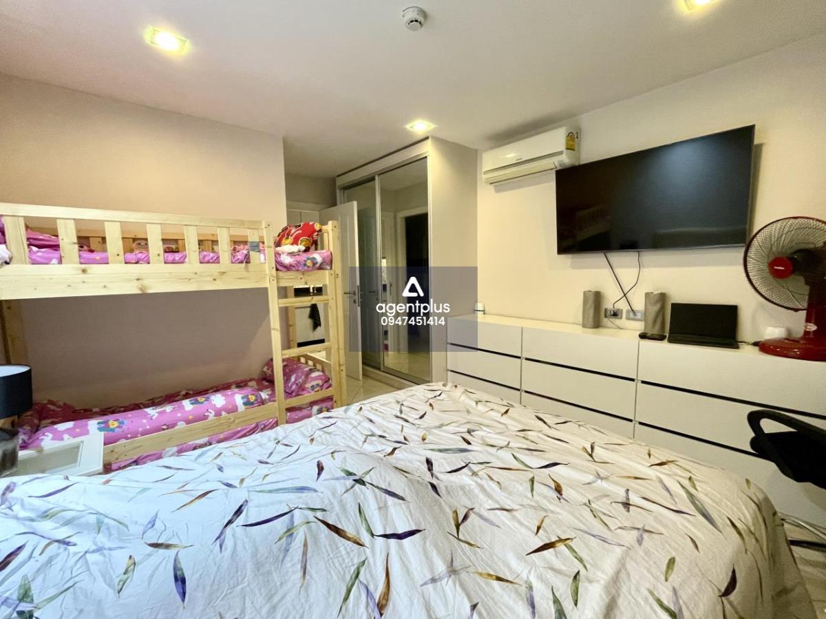 อาร์ท ออน เดอะ ฮิลล์ พระตำหนัก พัทยา