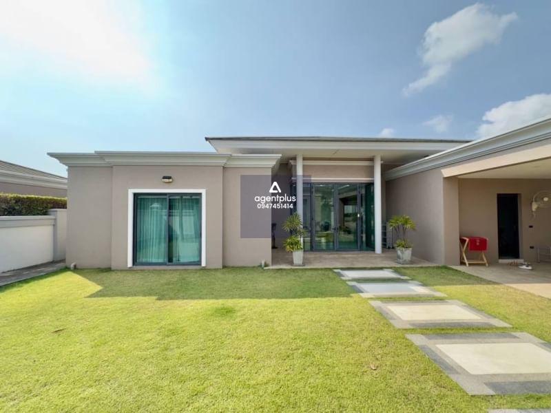 ขาย บ้านพูลวิลล่าสวยในโครงการ ทำเลทอง Siam Royal View Pattaya