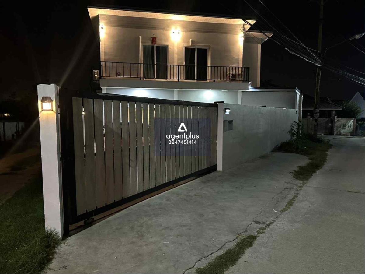 บ้านเดี่ยวพร้อมอยู่ ทำเลดีหลังปั๊ม ปตท. ห้วยใหญ่