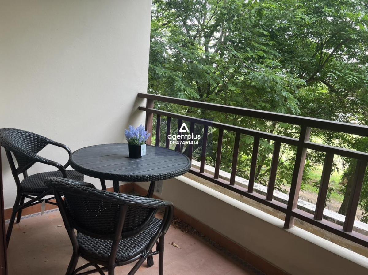 This centrally located condominium is for sale and it comes at the price of 4,600,000฿ 1 Bedroom & 1 Bathroom 64 square meters Fully furnished & fitted. It has been recently renovated from its original condition. Brand new furniture. Condo features, furni