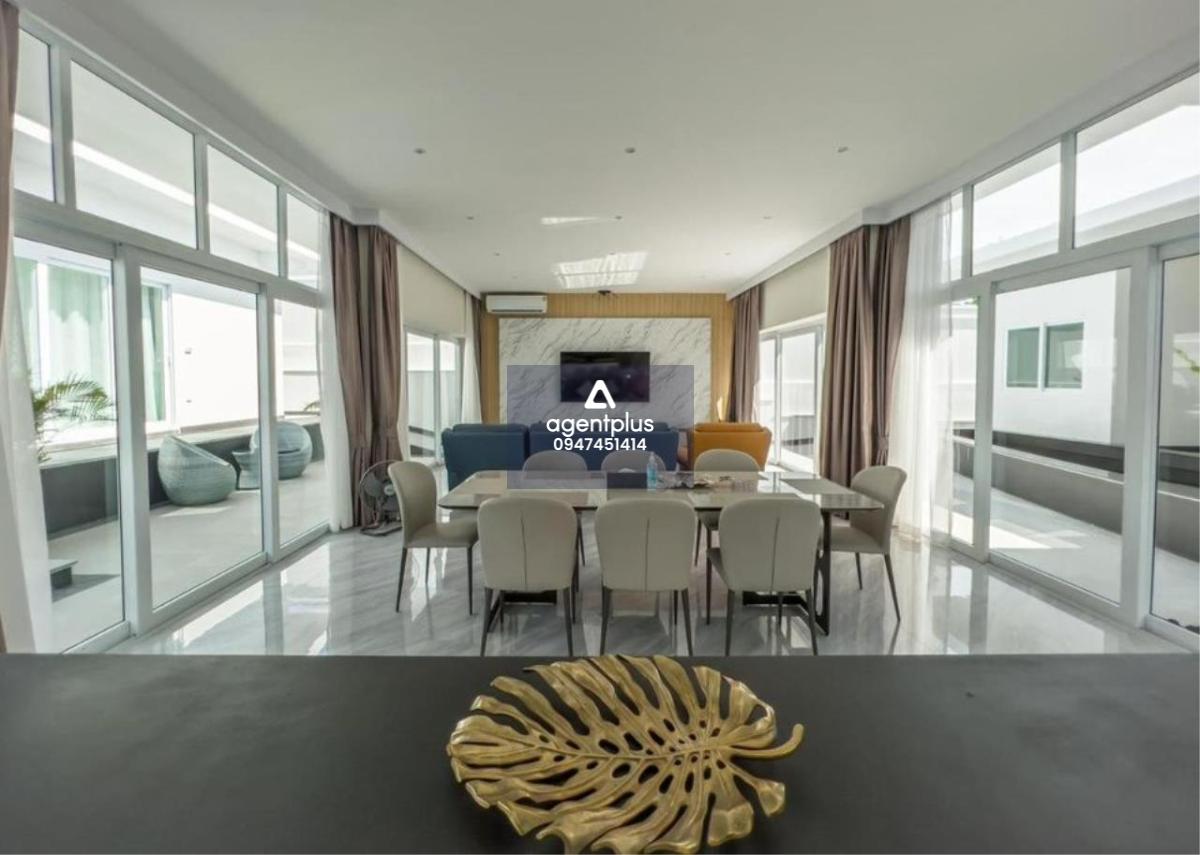 ขายวิลล่า - พูลวิลล่าส่วนตัวสุดหรูหราใหม่ ตั้งอยู่ในหนึ่งในที่ดินที่ได้รับความนิยมมากที่สุดในเมืองพัทยา