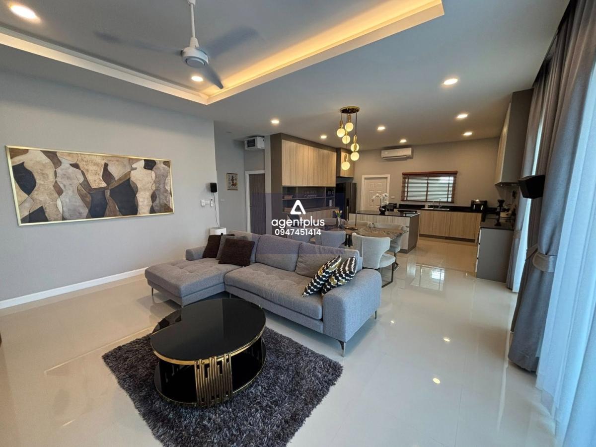 ขายพูลวิลล่าสวยสไตล์โมเดิร์น พร้อมอยู่ โครงการ Garden Ville 6 พัทยา