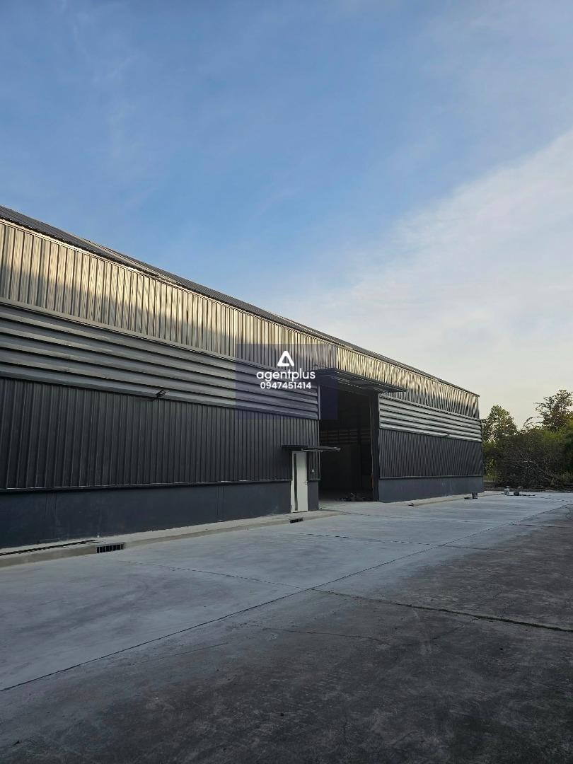 *ให้เช่าโกดังสร้างใหม่ ซอยห้วยกะปิ ชลบุรี 